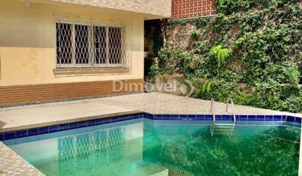 Casa com 4 quartos à venda na Rua Guaraum, 286, Vila Assunção, Porto Alegre por R$ 1.690.000