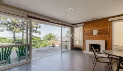 Casa em condomínio fechado com 3 quartos à venda na Rua Professor Ildefonso Gomes, 80, Vila Conceição, Porto Alegre por R$ 2.450.000