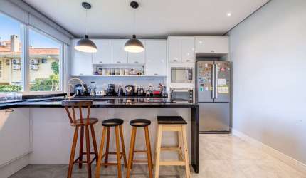 Casa com 5 quartos à venda na Rua João Mendes Ouriques, 257, Jardim Isabel, Porto Alegre por R$ 1.750.000