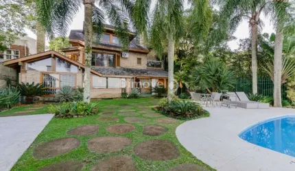 Casa com 3 quartos para alugar na Avenida Coronel Marcos, 899, Ipanema, Porto Alegre por R$ 19.500