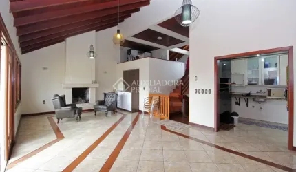 Linda e ampla casa com 4 dormitórios (2 suítes)