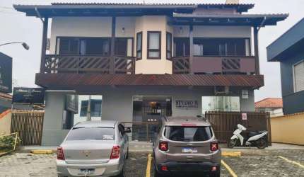 CASA no COSTA E SILVA com 3 quartos para VENDA, 360 m²