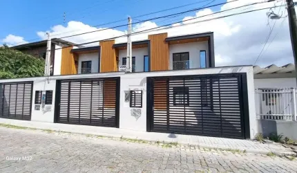 SOBRADO GEMINADO no ANITA GARIBALDI com 3 quartos para VENDA, 101 m²