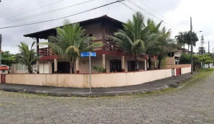 SOBRADO no UBATUBA com 5 quartos para VENDA, 381 m²