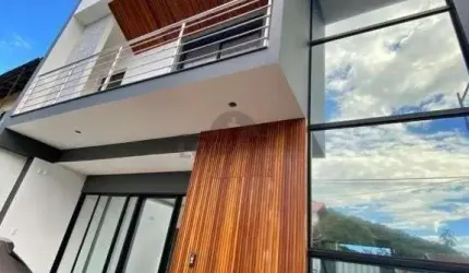 SOBRADO GEMINADO no SAGUAÇÚ com 3 quartos para VENDA, 157 m²
