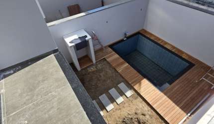 Sobrado Alto padrão com Piscina no Centro de Penha