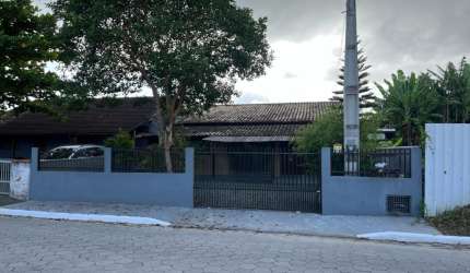 Casa no centro de Penha