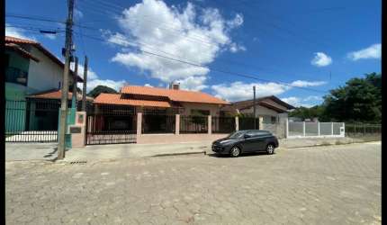 Linda casa em Penha