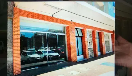 loja alugo com 668 metros no centro de Taguatinga com estacionamento em frente