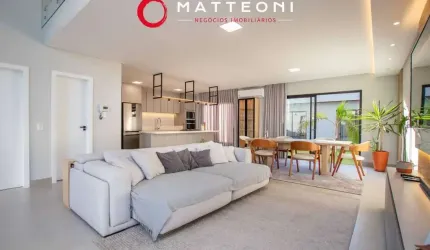 Casa no Revoredo: Pronta para Morar com Espaço de Lazer!