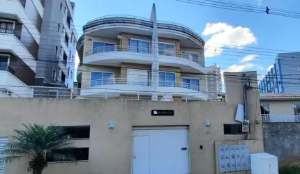 Apartamento mobiliado com ótima localização disponível para venda.