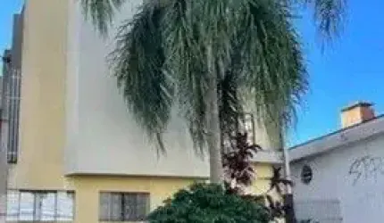APARTAMENTO COM EXCELENTE LOCALIZAÇÃO CENTRAL