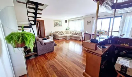 Cobertura Duplex para Locação com Piscina no Bairro Batel em Curitiba