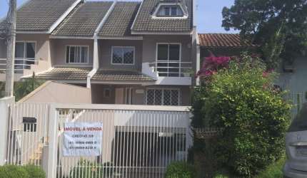 Sobrado com com 408² de area total no Pilarzinho
