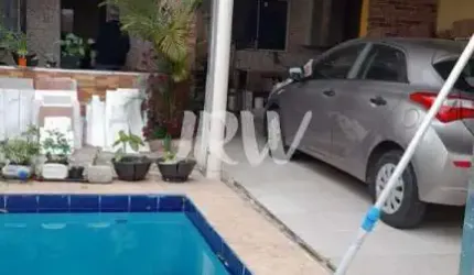 CASA A VENDA NO JARDIM DOS SABIÁS NA CIDADE DE INDAIATUBA