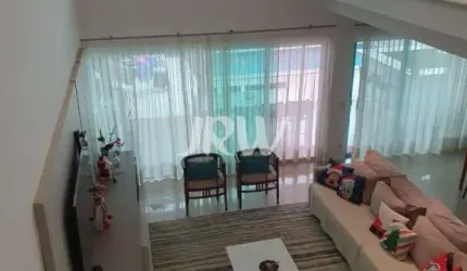 MAGNÍFICO SOBRADO A VENDA  COM 3 DORMITÓRIOS, PISCINA AQUECIDA E HIDROMASSAGEM - GREEN VIEW - INDAIATUBA - SP