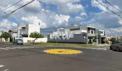 Lindo Terreno com 202 metros de esquina com ótima topografia e localização. JARDIM PARK REAL, INDAIATUBA