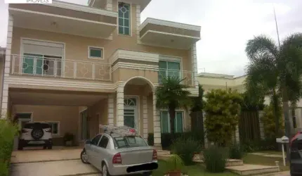 SOBRADO NO CONDOMÍNIO AMSTALDEN RESIDENCE  5 Dormitórios sendo 4 suítes, Banheiro social, Estritório,  Sala de estar, Sala de Jantar, Sala de TV, Banheiro social,  Cozinha com móveis planejados, Lavan