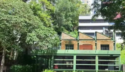 Prédio Comercial para Locação na Vila Andrade, São Paulo-SP: amplo espaço, 2 Banheiros e 450m² de Área