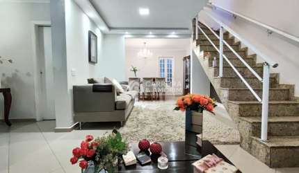 Casa a venda, sobrado 3 dormitórios, 2 suítes, 2 vagas de garagem, ar condicionado, churrasqueira, REFORMADO!!!! Vila Dantas, Jardim Avenida.