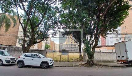 Terreno para alugar, 2800 m² por R$ 12.232,00/mês - Conjunto Residencial Trinta e Um de Março - São José dos Campos/SP