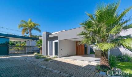 Casa em condomínio fechado com 3 quartos à venda na Rodovia Aníbal Khury, 11395, Bugre, Balsa Nova por R$ 590.000