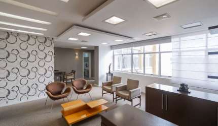 Sala comercial à venda na Rua Candido Lopes, 128, Centro, Curitiba por R$ 985.000