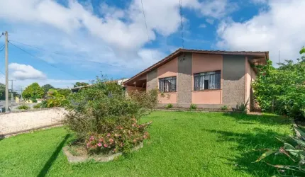 Casa com 3 quartos à venda na Rodovia dos Expedicionários, 3544, Bom Jesus, Campo Largo por R$ 849.000
