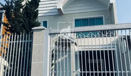 Sobrado em Pinhais, com 1 suíte, duas demi súite, aquecimento solar