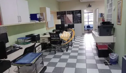 Casa com 3 quartos à venda na Avenida Senador Roberto Simonsen, Santo Antônio, São Caetano do Sul por R$ 1.680.000