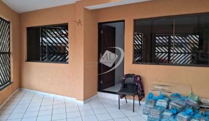 Casa com 3 quartos para alugar na João Batista Negro, Mauá, São Caetano do Sul por R$ 4.500