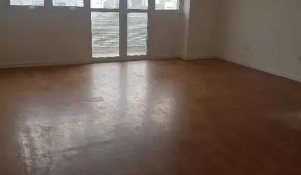 Sala comercial à venda na Pompéia, São Paulo  por R$ 500.000