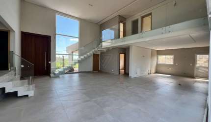 Sobrado à Venda no Residencial Maanaim - Área construída: 346m² | Terreno: 1.296 m²