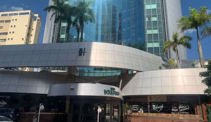 Apart - Hotel à venda no Hotel Higienópolis Boulevard Residence, Centro de Londrina. Um investimento sólido com alto rendimento!