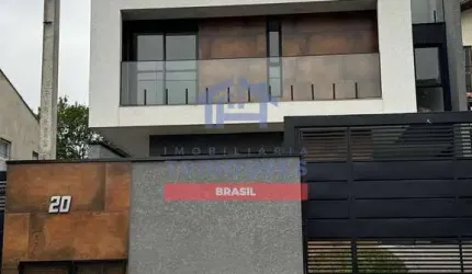 Maravilhoso Sobrado alto padrão a venda com 3 dormitórios e 1 suíte no bairro Uberaba por 899mil