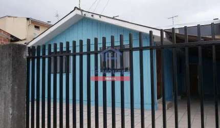 Linda Casa à venda, Sítio Cercado, com 2 dormitórios, 1 banheiro, 1 vaga de garagem, 36m2 de área c