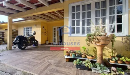 Linda Casa térrea com 2 dormitórios e edícula a venda no bairro Weissópolis, Pinhais, PR
