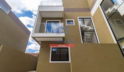 Sobrado Novo com 3 dormitórios e suite alto padrão com terraço à venda, no bairro Uberaba, Curitiba