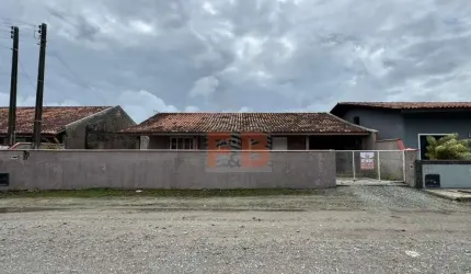 CASA no CENTRO com 2 quartos para VENDA, 84 m²