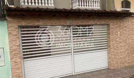 Casa para Venda em Mongaguá, Centro, 3 dormitórios, 2 suítes, 3 banheiros, 2 vagas