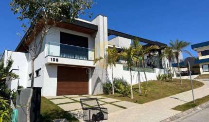Casa 4 Suítes - 315 m² - Cond. Monte Carlo - Venda