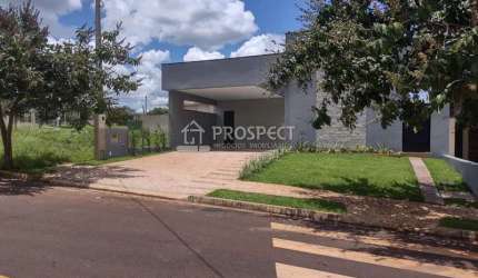 Casa no Condomínio Portal da Mata | 3 suítes | 4 vagas