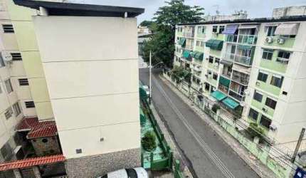 Apartamento com 2 quartos à venda na Rua Carlos Palut, Taquara, Rio de Janeiro, 48 m2 por R$ 175.000