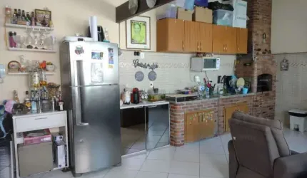 Casa com 3 quartos à venda na Rua das Azaléas, Vila Valqueire, Rio de Janeiro, 145 m2 por R$ 570.000