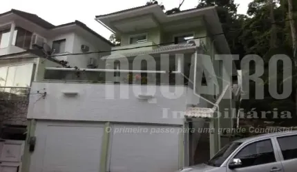 Casa em condomínio fechado com 6 quartos à venda na Rua Aricurana, Anil, Rio de Janeiro, 255 m2 por R$ 1.200.000