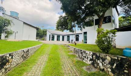 Venda ou Aluguel — Casa 100% Mobiliada no Jardim Friburgo, Tarumã