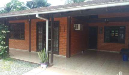 Casa para Venda em Joinville, Jardim Sofia, 2 dormitórios, 2 banheiros, 2 vagas