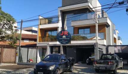 Tríplex de frente para rua, com 03 suítes na melhor localização do Jardim Das Americas