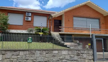 Casa com 3 quartos à venda na Rua Azambuja Fortuna, 342, Fião, São Leopoldo por R$ 850.000