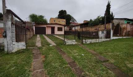 Casa com 3 quartos à venda na Oito de Março, 87, Parque Primavera, Esteio por R$ 215.000